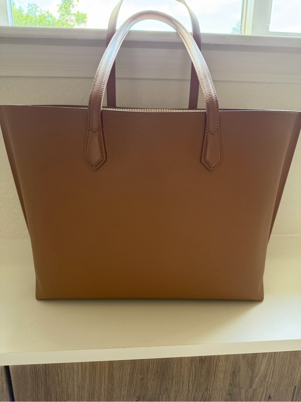 Quince Italian Leather Triple Compartment Shopper Tote - Like NEW - Picture 3 of 12